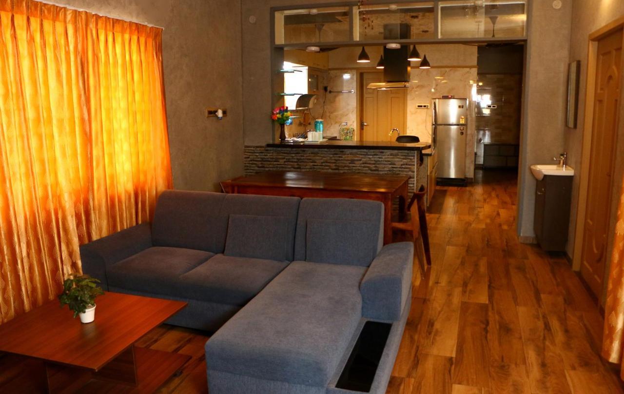 ポンディシェリ Penthouse 2Bhk With Bathtub And Terraceヴィラ エクステリア 写真