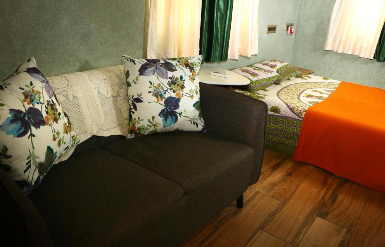 ポンディシェリ Penthouse 2Bhk With Bathtub And Terraceヴィラ エクステリア 写真