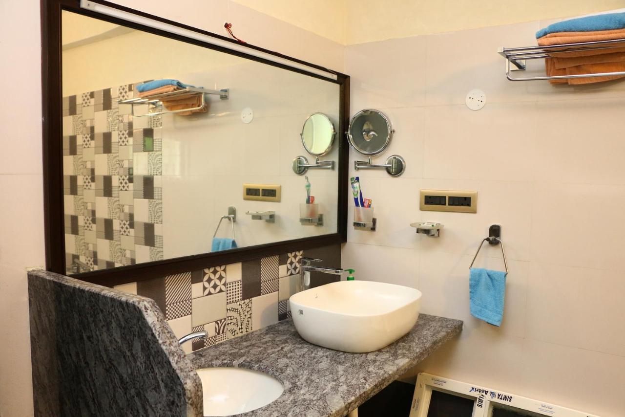 ポンディシェリ Penthouse 2Bhk With Bathtub And Terraceヴィラ エクステリア 写真
